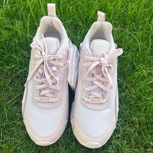 Nike RYZ 365 2 size 6.5